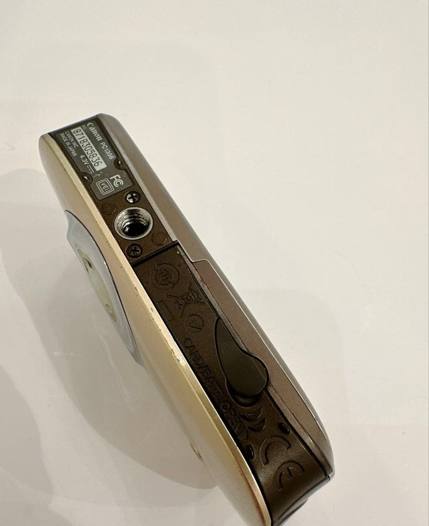 canon IXY510 IS デジカメ1台　稼働品