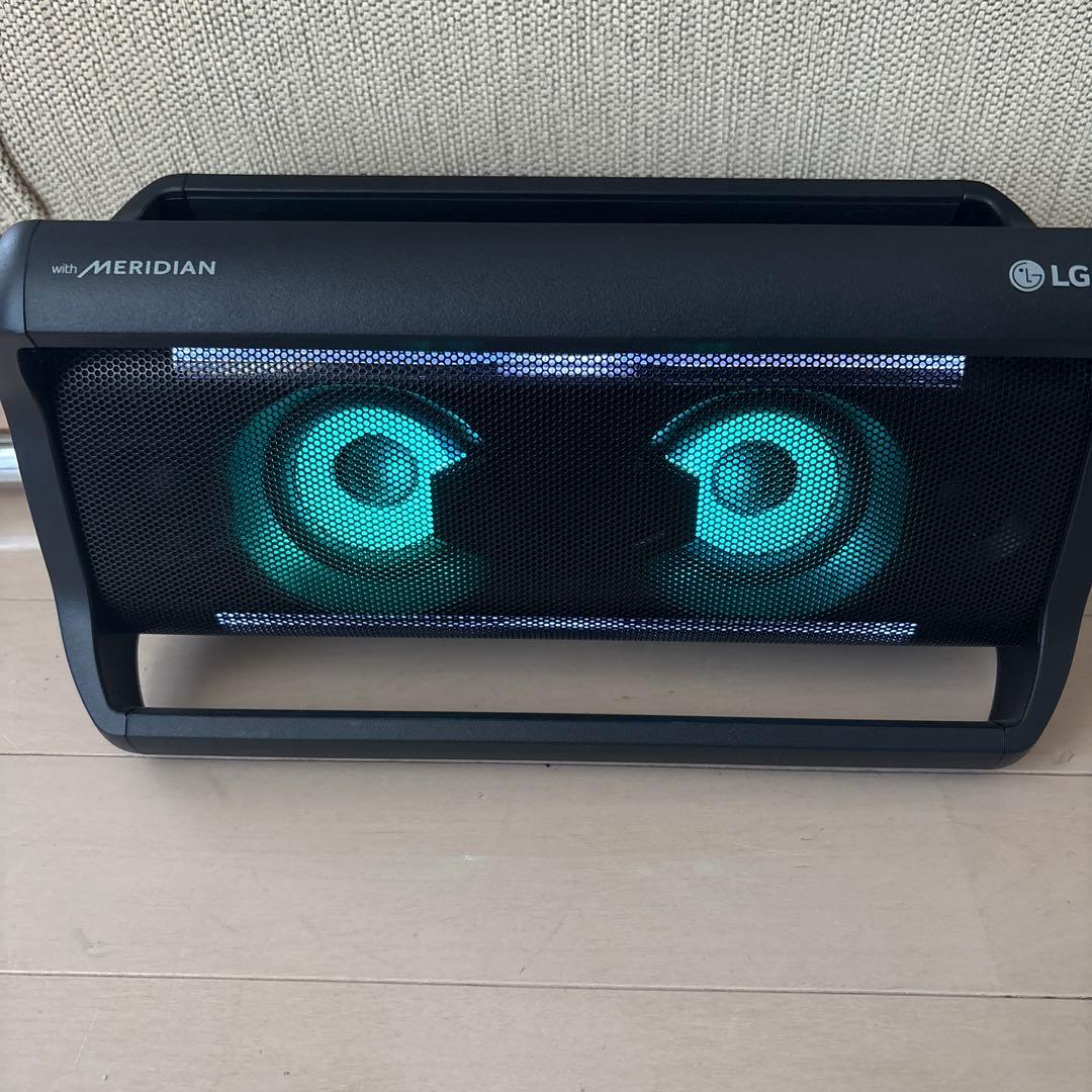 LG XBOOM Go PK7 Bluetoothスピーカー