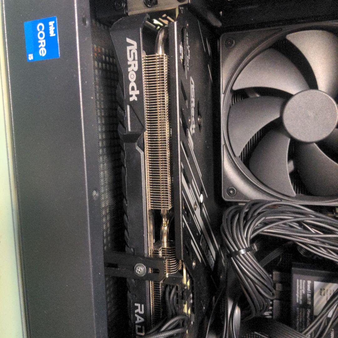 グラフィックボード・グラボ・ビデオカード ASRock CHALLENGER Radeon RX7600XT OC