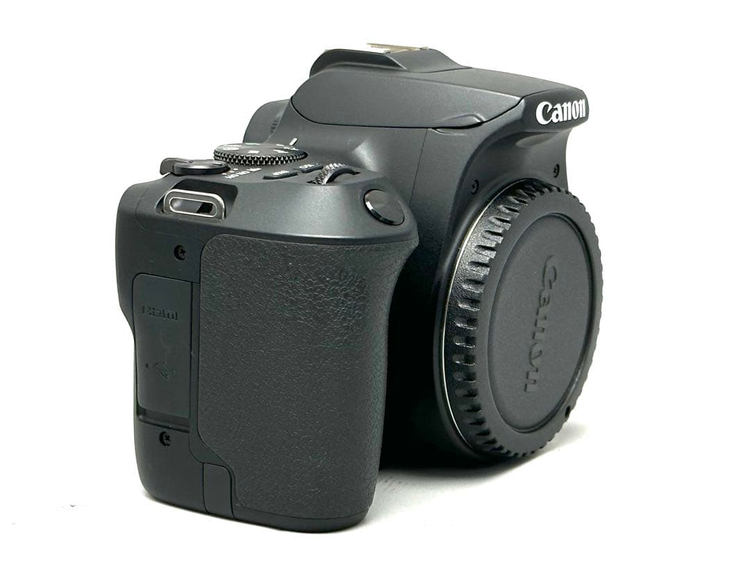 Canon EOS Kiss X10 ダブルズームレンズセット♪