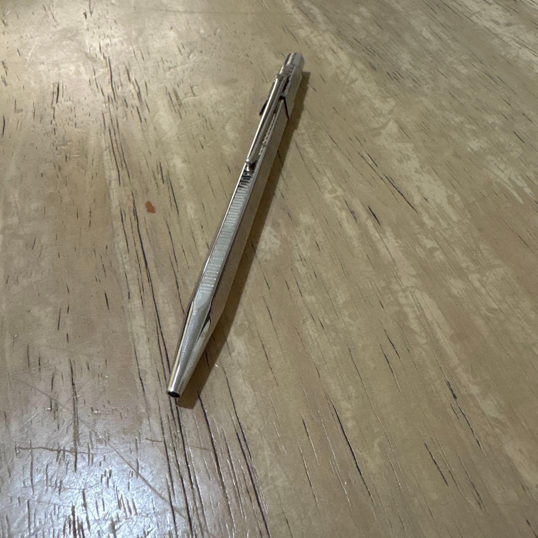 CARAN D'ACHE ボールペン シルバー 本体