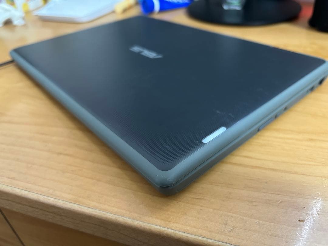 ASUS BR1100FKA Windows10 SSD 11.6型　初期化済み