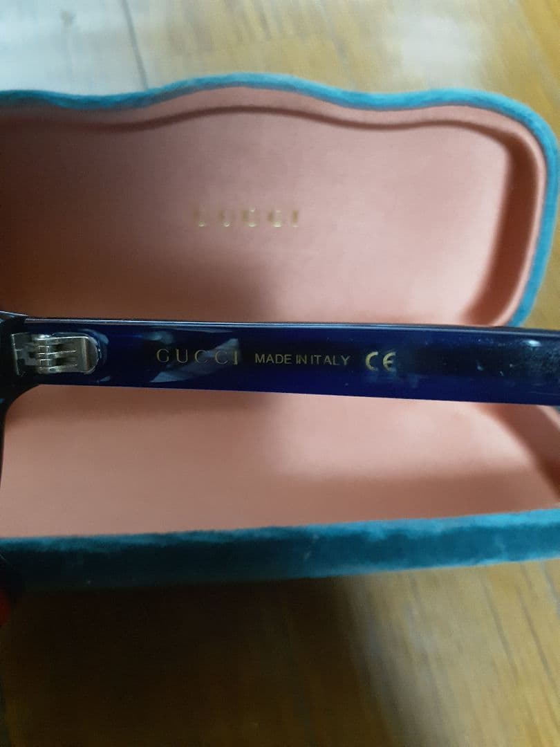 GUCCI GG0069S メガネ ブラック/レッド/ブルー ケース付き⠀度あり