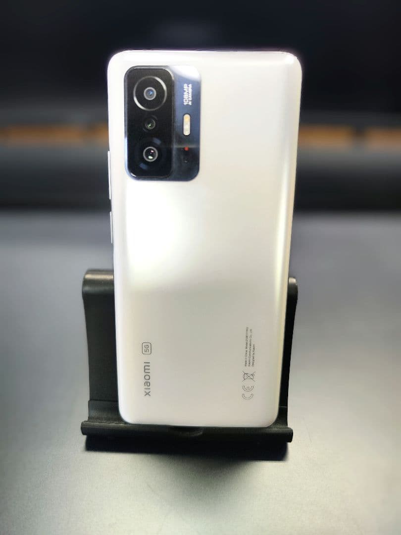 Xiaomi 11T ホワイト