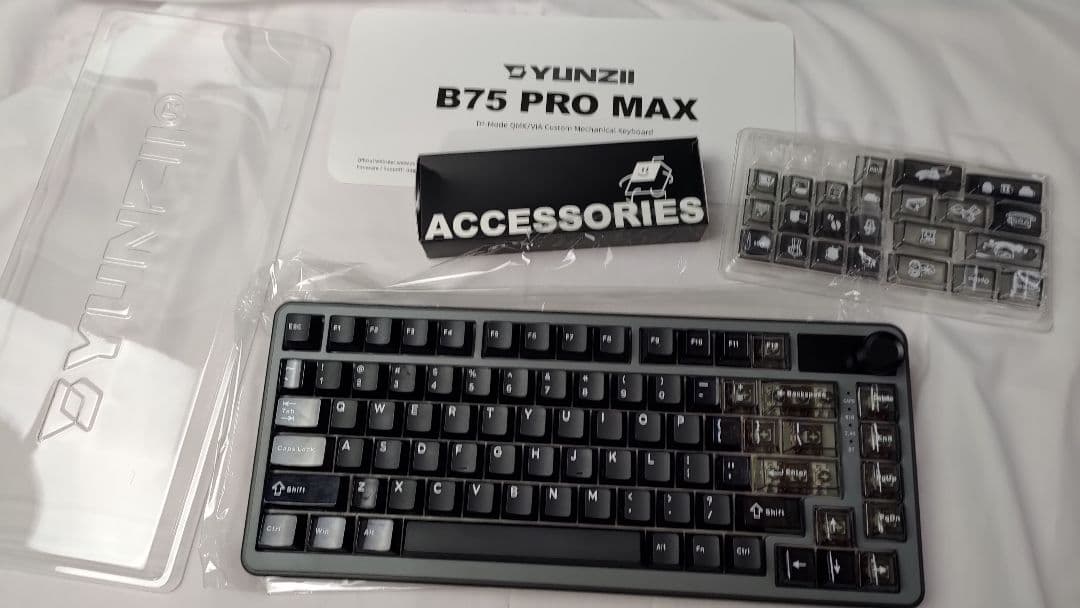 YUNZII B75 PRO MAX メカニカルキーボード