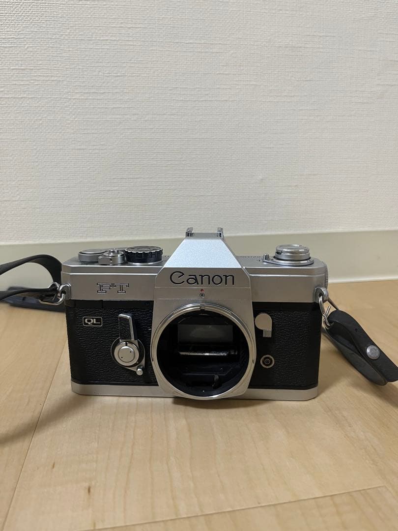 【ジャンク品】カメラ3点まとめ売りNikon AD Canonカメラ