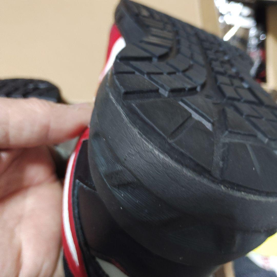 アシックス　安全靴　WINJOB CP113　アシックス製赤の紐お付け致します