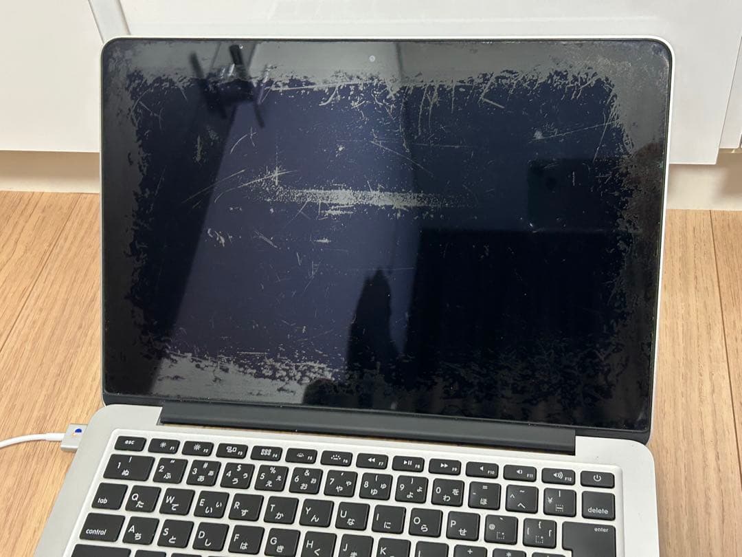 MacBook Pro 13インチ A1502 128GB 初期化済み おまけ付