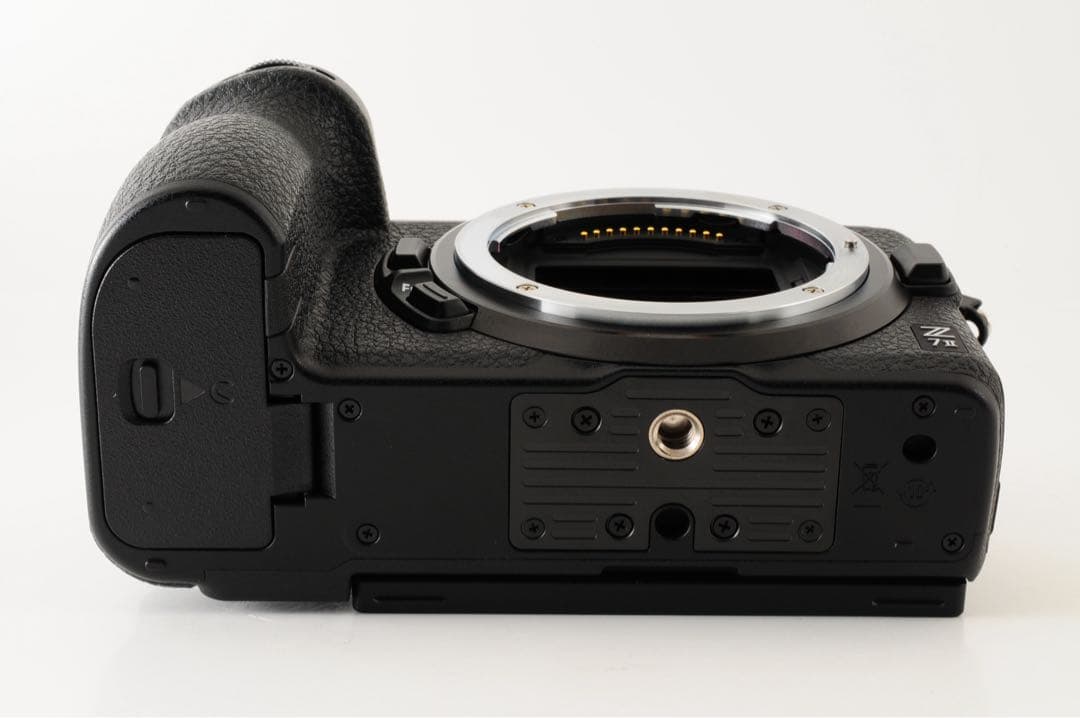美品【SC:515回】Nikon ニコン Z7 II Z7II ミラーレスカメラ