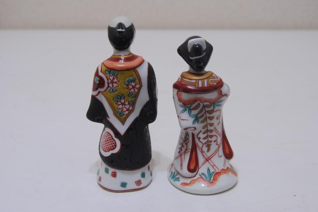 古伊万里　人形　岩尾對山窯　色絵人形　一対　共箱