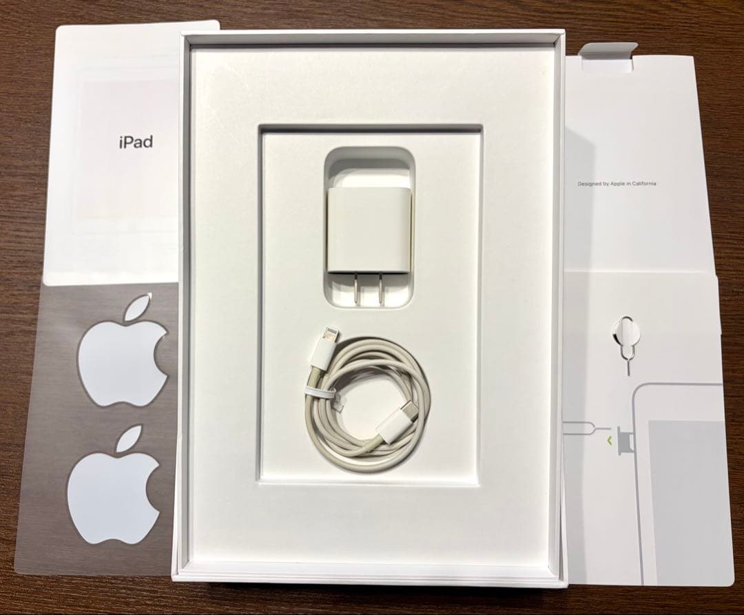 iPad 第8世代 Wi-Fi+Cellular 32GB ゴールド