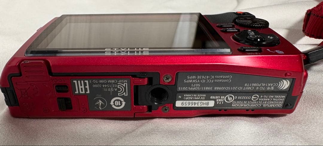 【動作確認済み】OLYMPUS TOUGH TG-４ レッド　SDカード付き