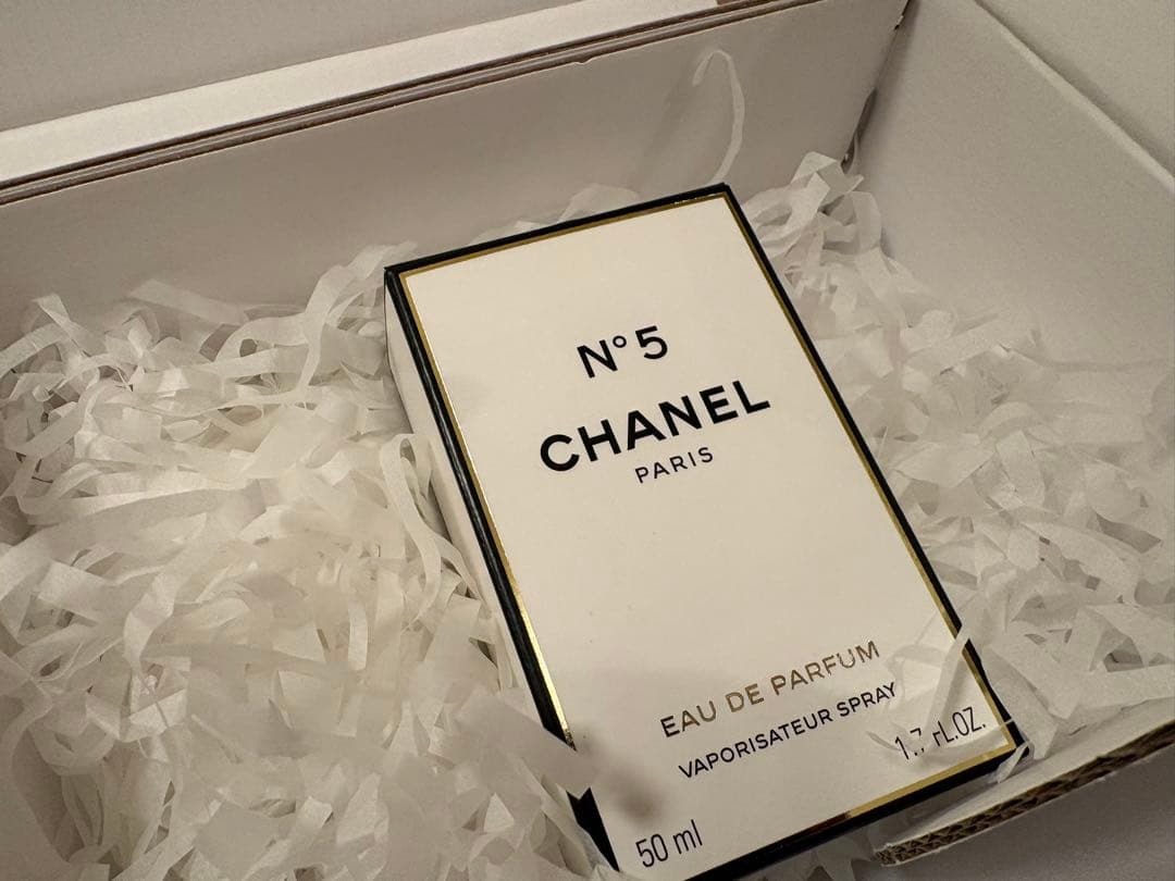 CHANEL N°5 Eau de Parfum 50ml サンプル付