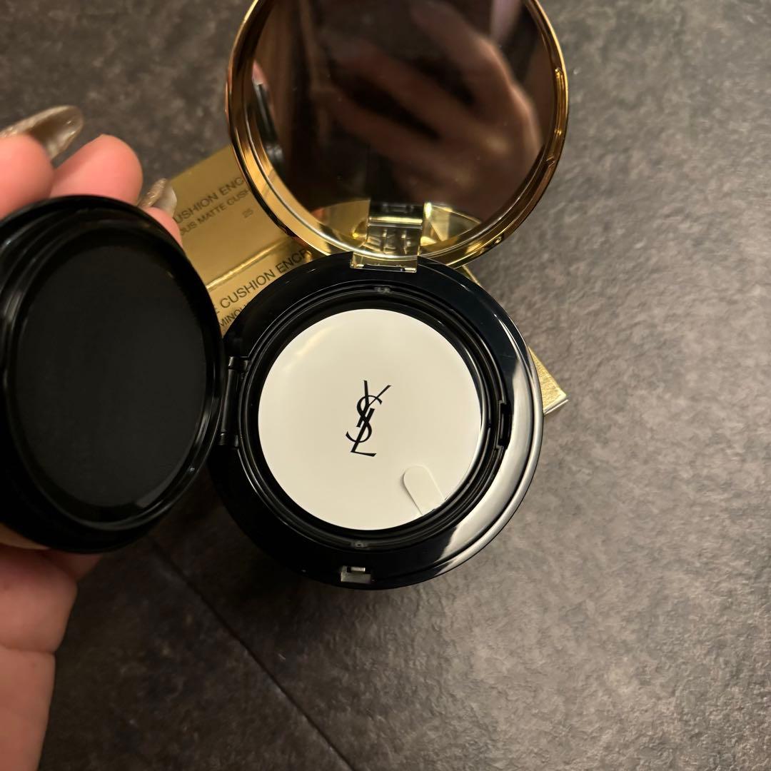 YSLイヴサンローラン クッション ファンデーション