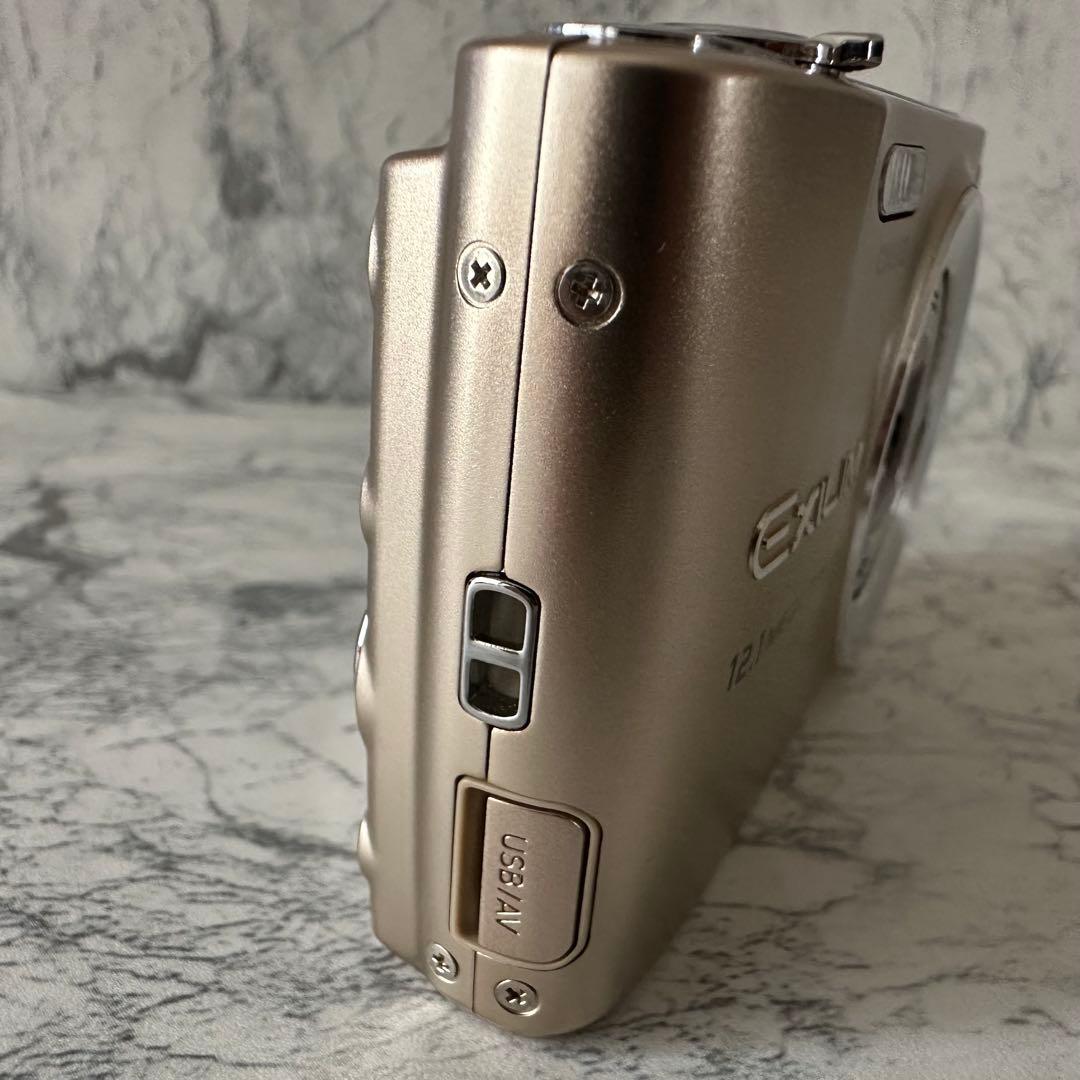 美品 CASIO EXILIM EX-Z400 コンデジ ゴールド デジカメ