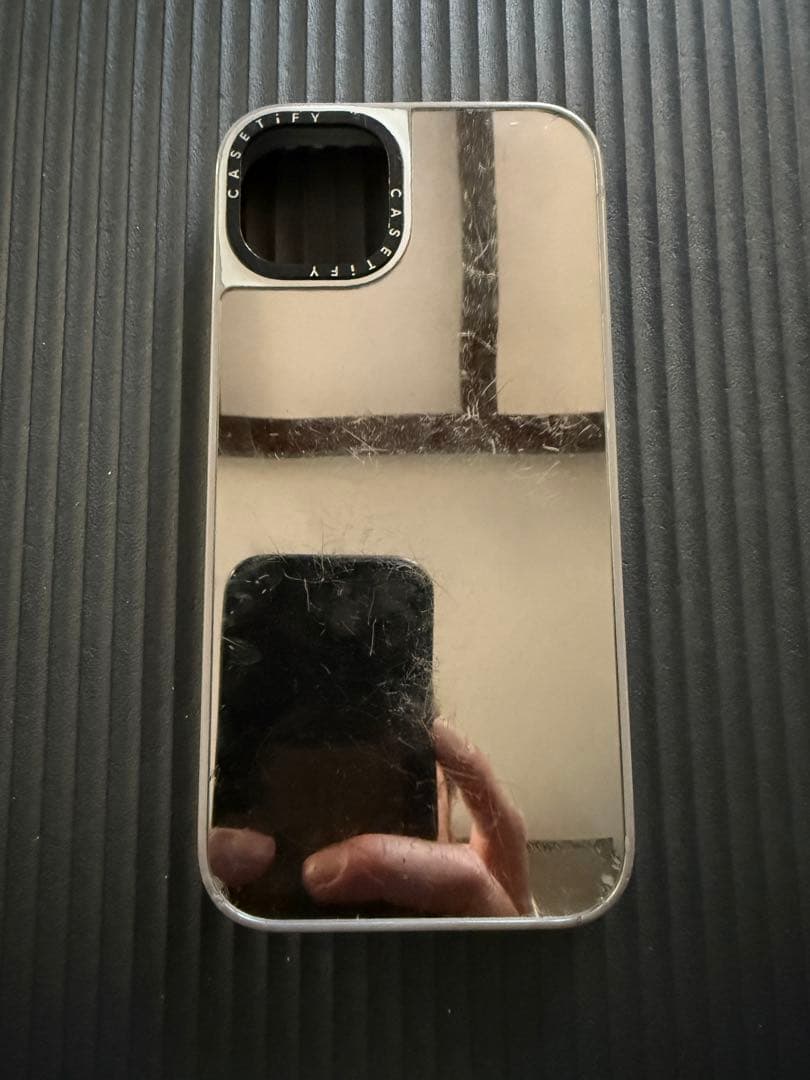 【背面割れあり】 iPhone15Plus SIMフリー