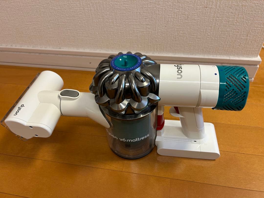 dyson ダイソン V6 (HH08) 本体 USED美品