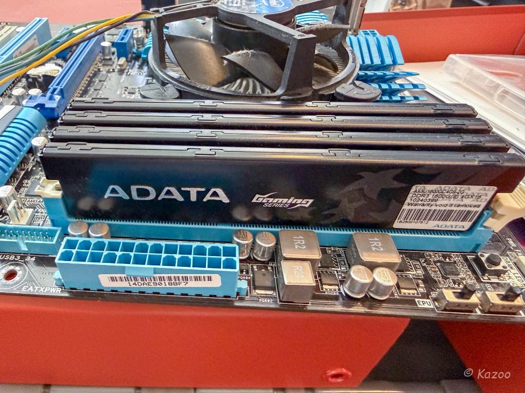 ASUS P8Z68-V PRO cpu i7 2600K メモリ１６GB搭載