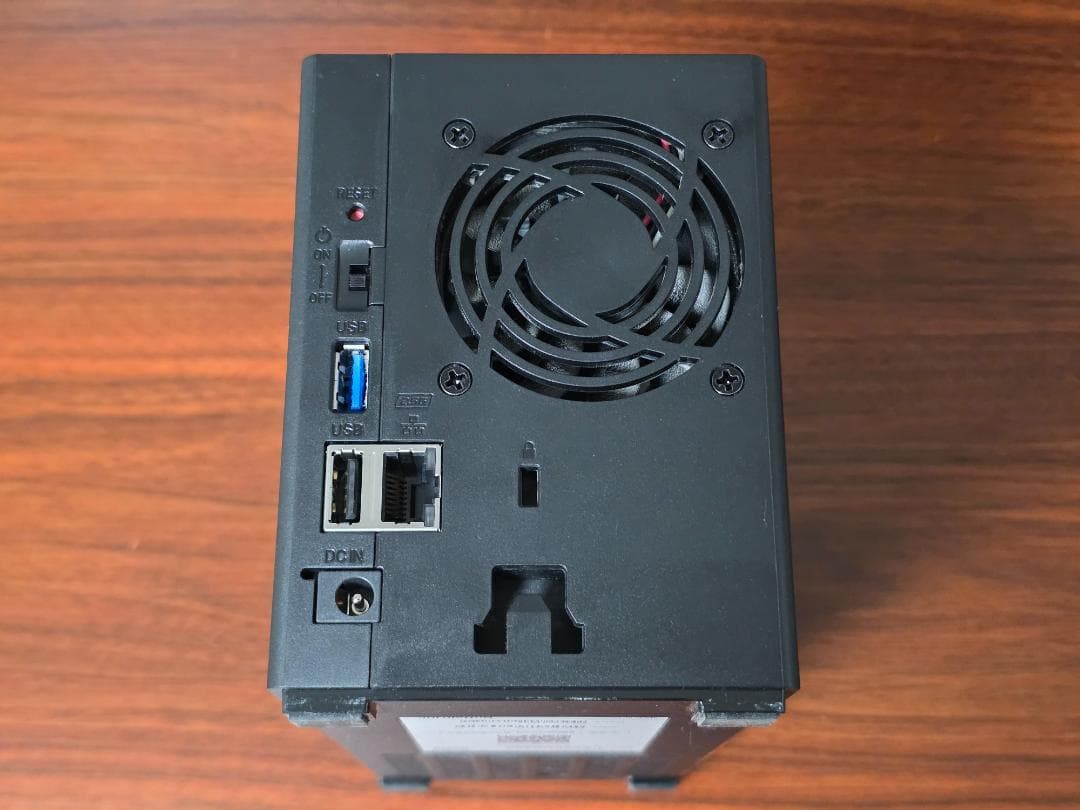 BUFFALO LinkStation LS720D0402 本体ケースのみ