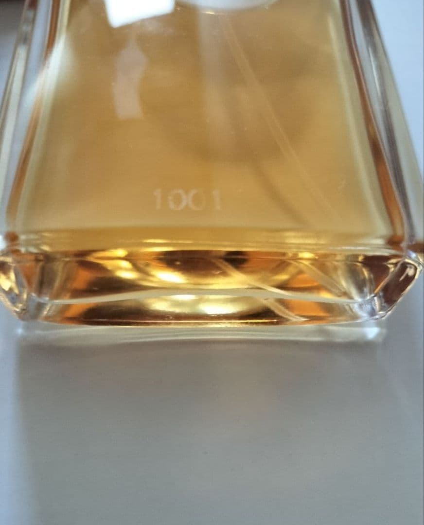 CHANEL ALLURE オードゥ トワレット 50mlボトル