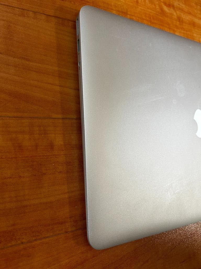 MacBook Air 13インチ A1466