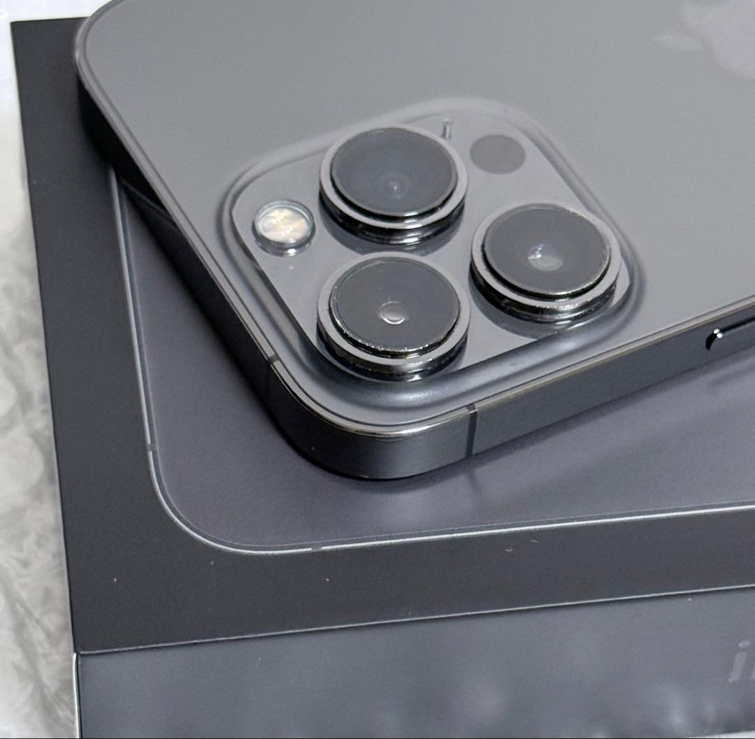 Apple iPhone 13 pro 128GB SIMフリー　美品