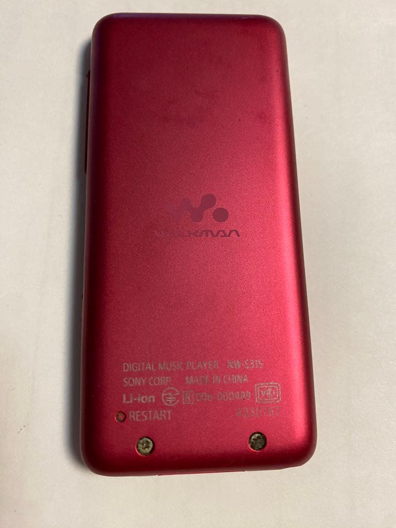 SONY ウォークマンNW-S315 16G ￼問題なく作動しています。