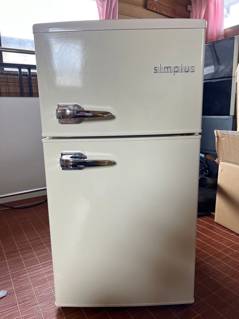 simplus 冷蔵庫 SP-RT85L2-WH レトロ 85L 2021年