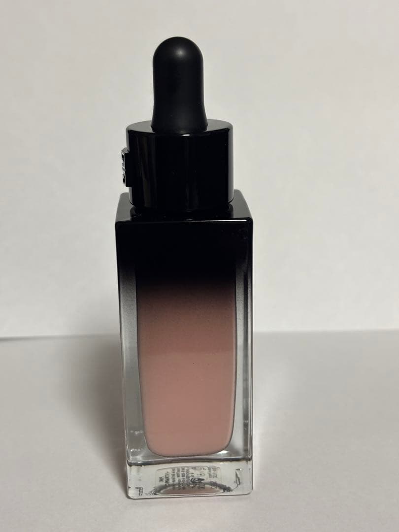 未開封 GIVENCHY プリズムリーブルケア＆カラーセラムプライマー ピンク