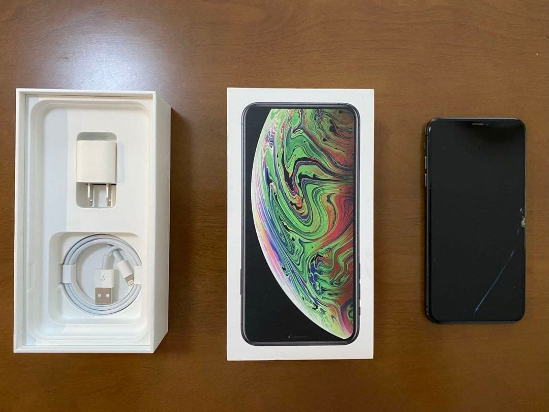 【中古・SIMロックなし】iPhone Xs Maxスペースグレイ256GB