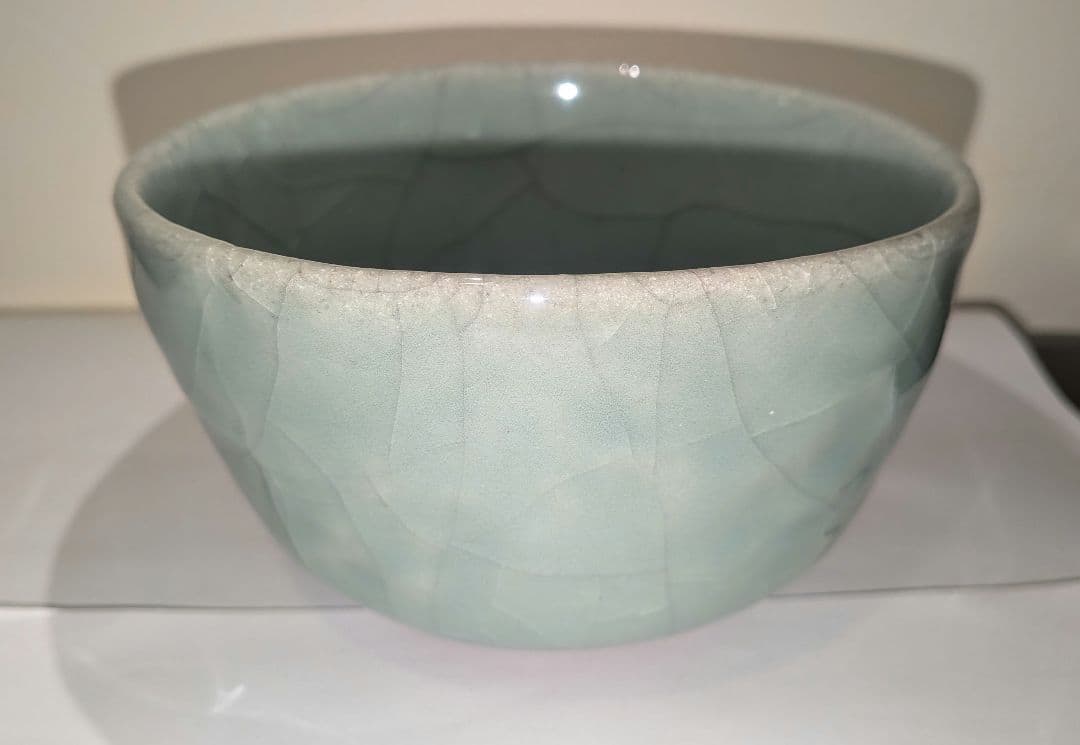 『田中太郎』てひねり作　青磁釉　茶碗　茶道具　共箱しおり栞