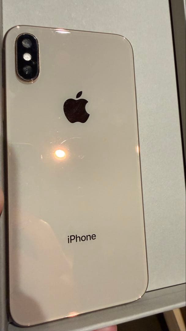 iPhone XS ゴールド / バッテリー最大容量74%