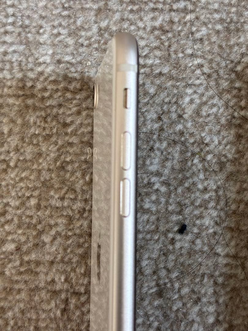 Apple iPhone SE 第3世代128GB スターライト