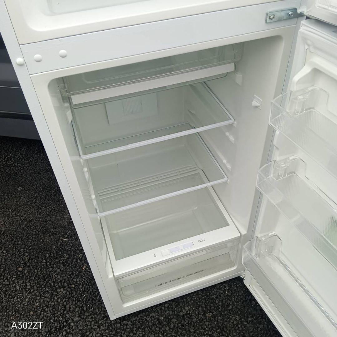 B357 送料設置無料　ヤマダセレクト　大型冷蔵庫　225L