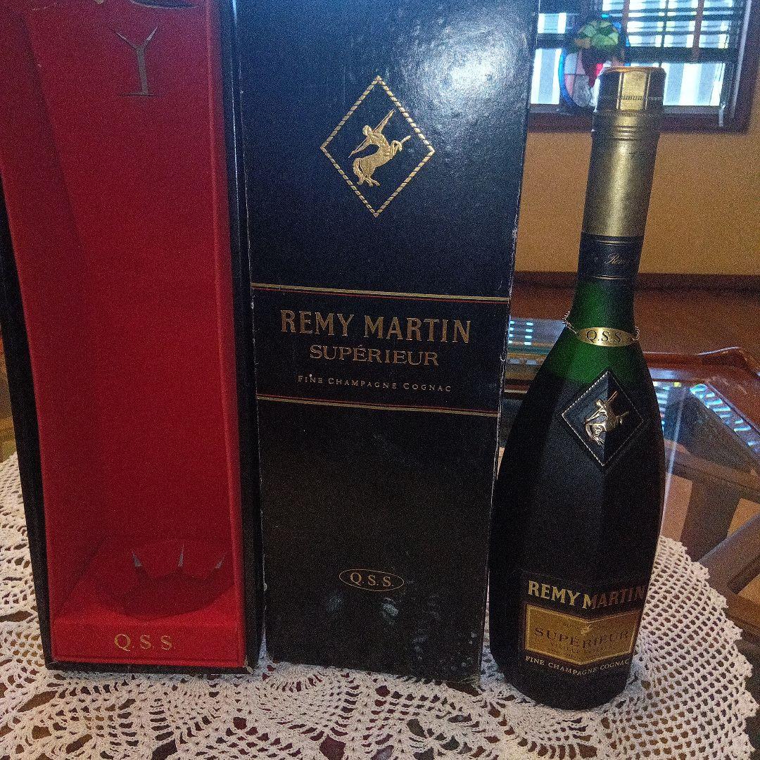 REMY MARTIN SUPERIEUR コニャック 750ml 箱入り