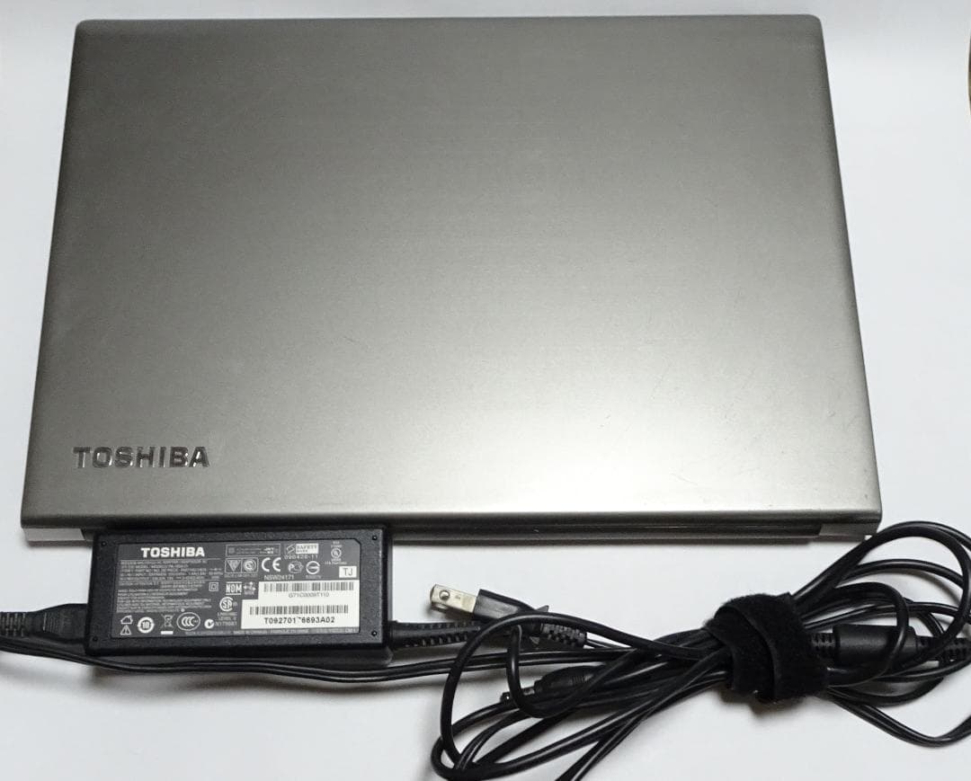 dynabook R63/D i5 Windows11 バッテリー良好