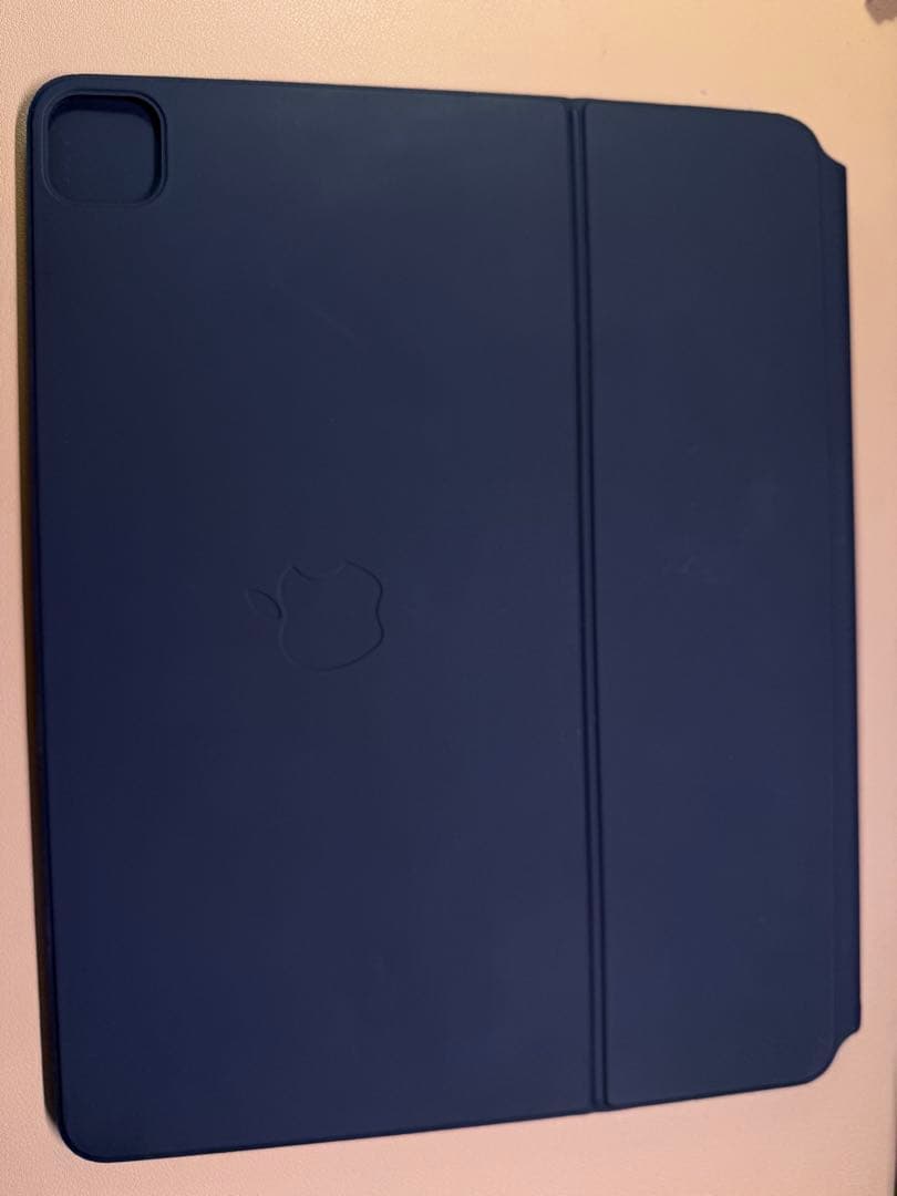 iPad Pro 12.9インチ（3世代）+ Magic Keyboard