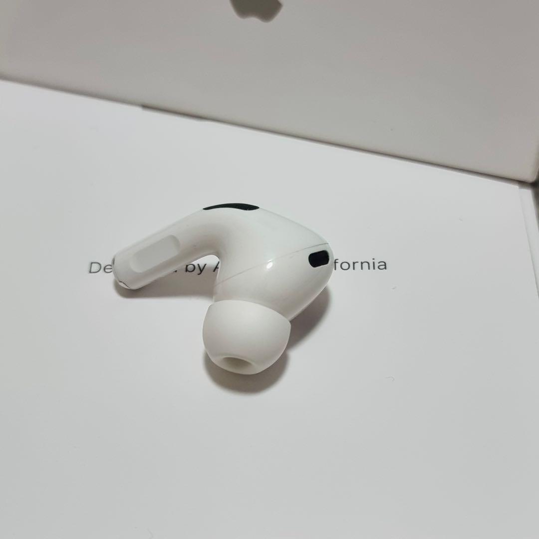 Airpods Pro 2 第二世代　イヤホン　片側　右耳 R側　USB-C 8