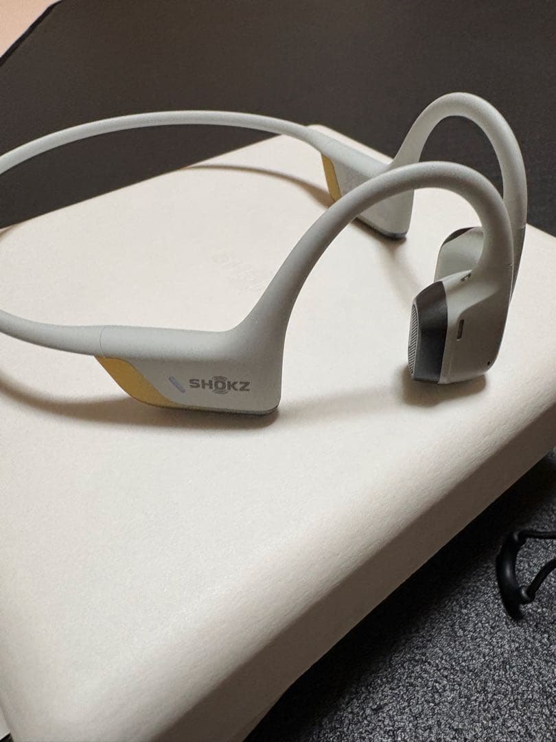 【美品】SHOKZ Openrun Pro2 ワイヤレスイヤホン　大迫傑モデル