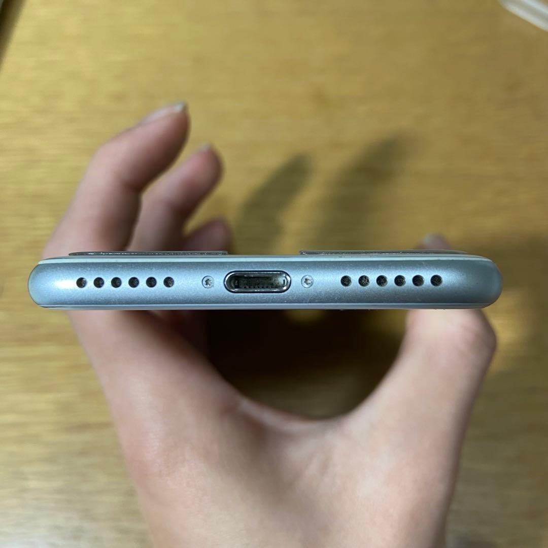 iPhone8 64GB SIMフリー ホワイト 本体