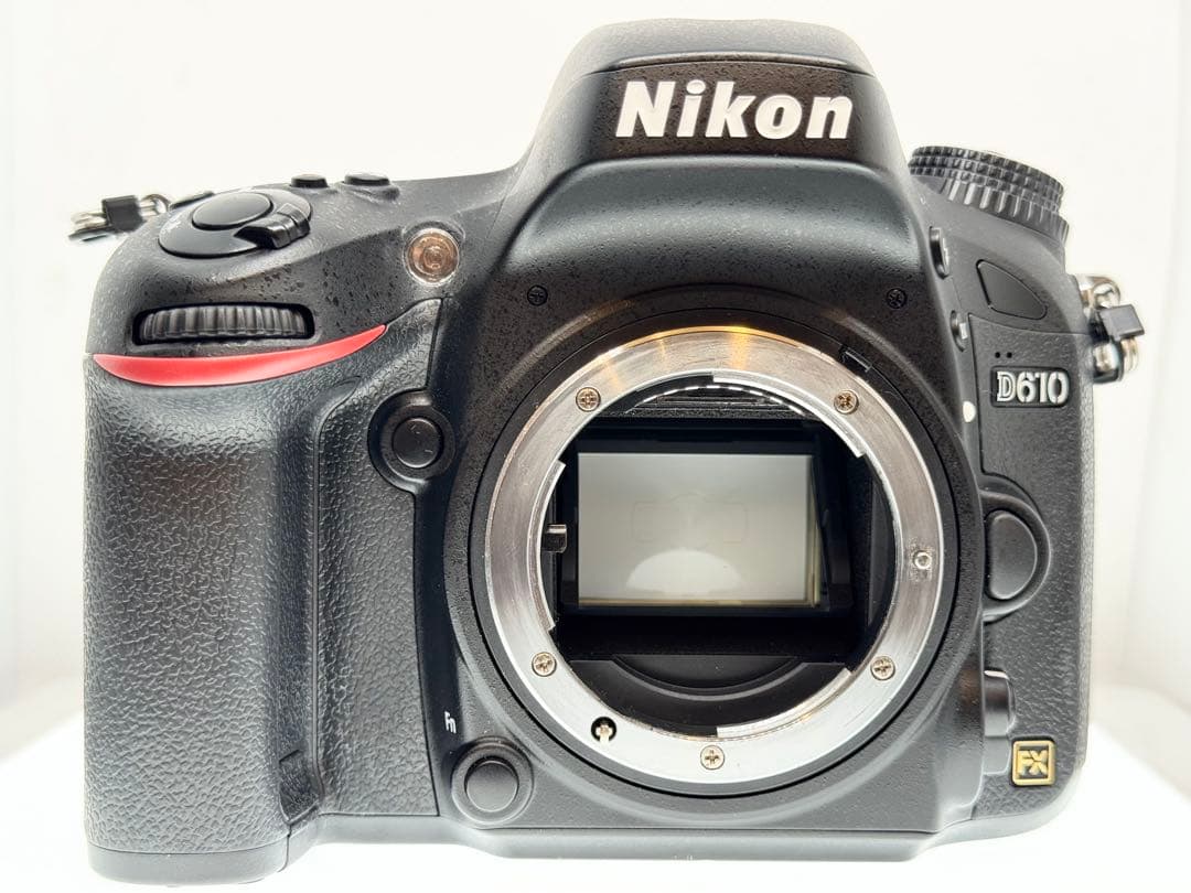 Nikon D610 フルサイズデジタル一眼レフ 本体　少し訳あり美品