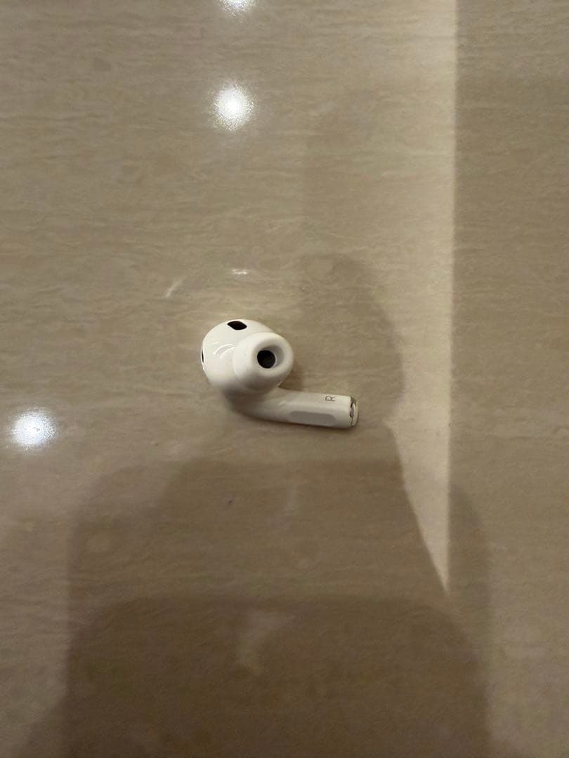 美品　AirpodsPro 第二世代 右耳　24時間以内発送　Type-C