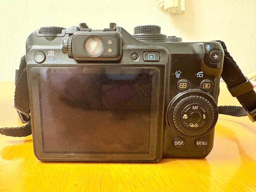 Canon パワーショットG10 デジタルカメラ 本体と充電器付き