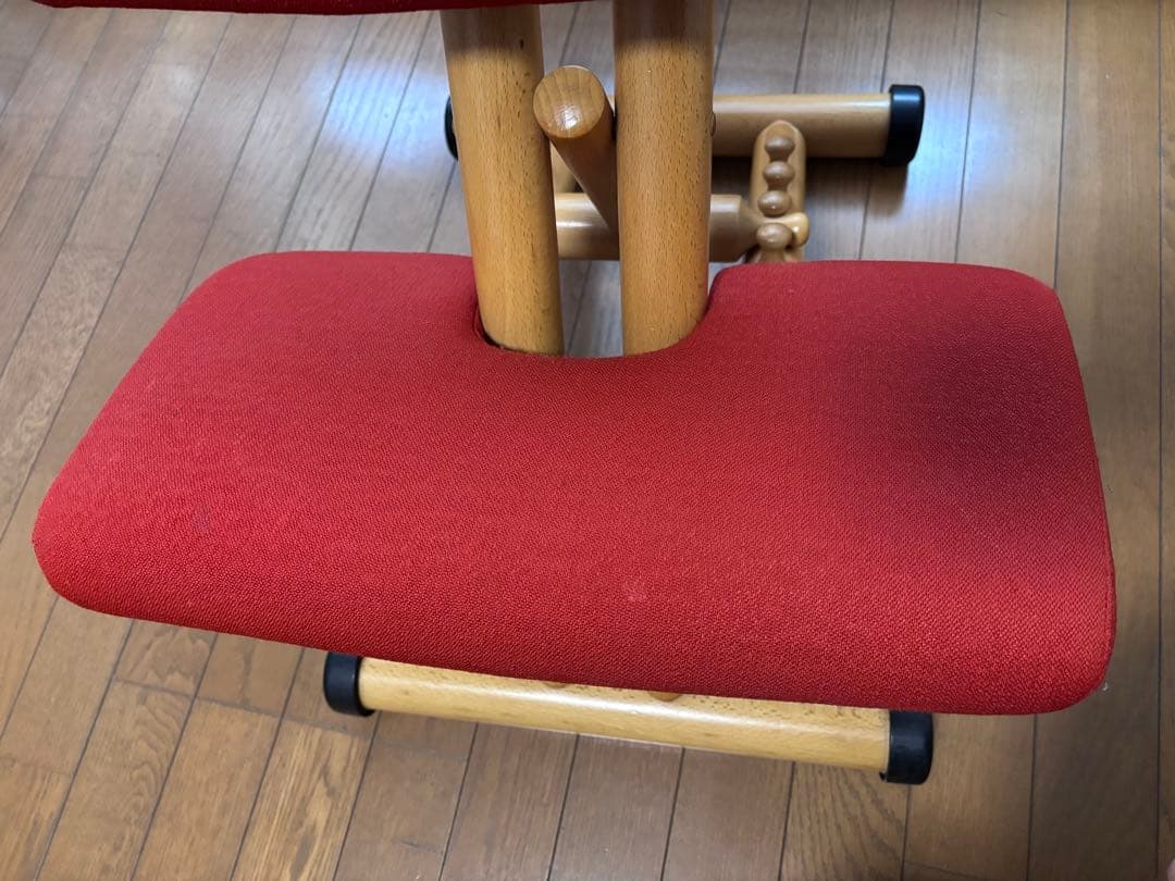 ストッケ STOKKE ヴァリエール マルチバランスチェア 赤
