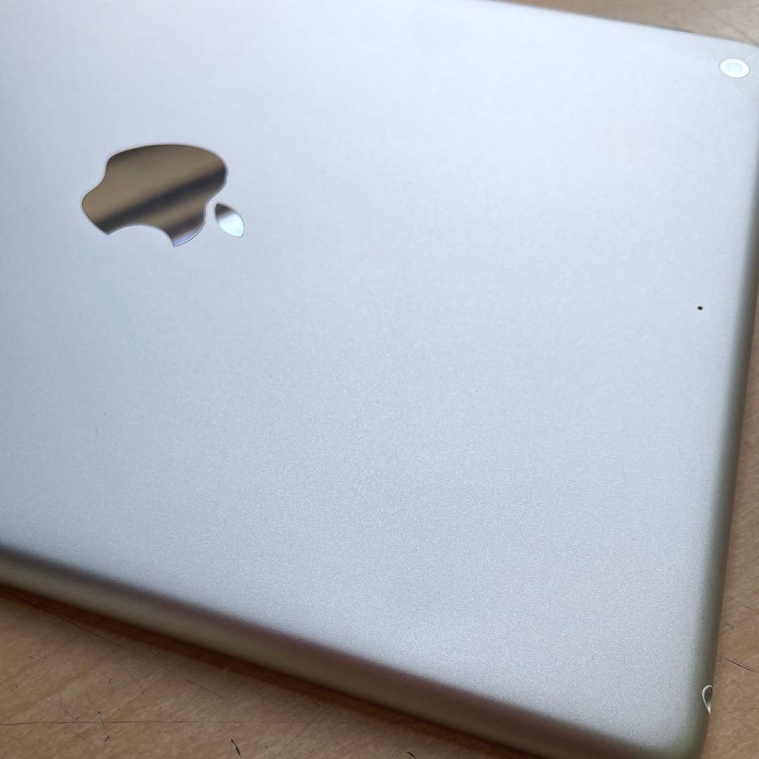 iPad 第6世代　Wi-Fiモデル　シルバー　32GB A1893 #3