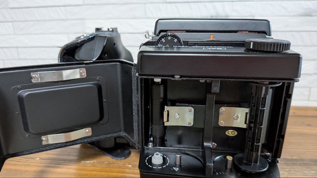 Mamiya RZ67 中判カメラ＋プリズムファインダー
