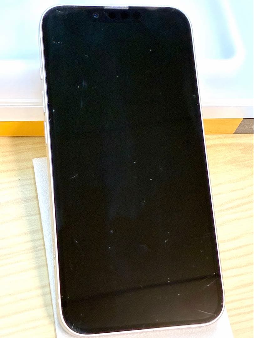 iPhone14 MPUQ3J/A 128GB スターライト simフリー 済み
