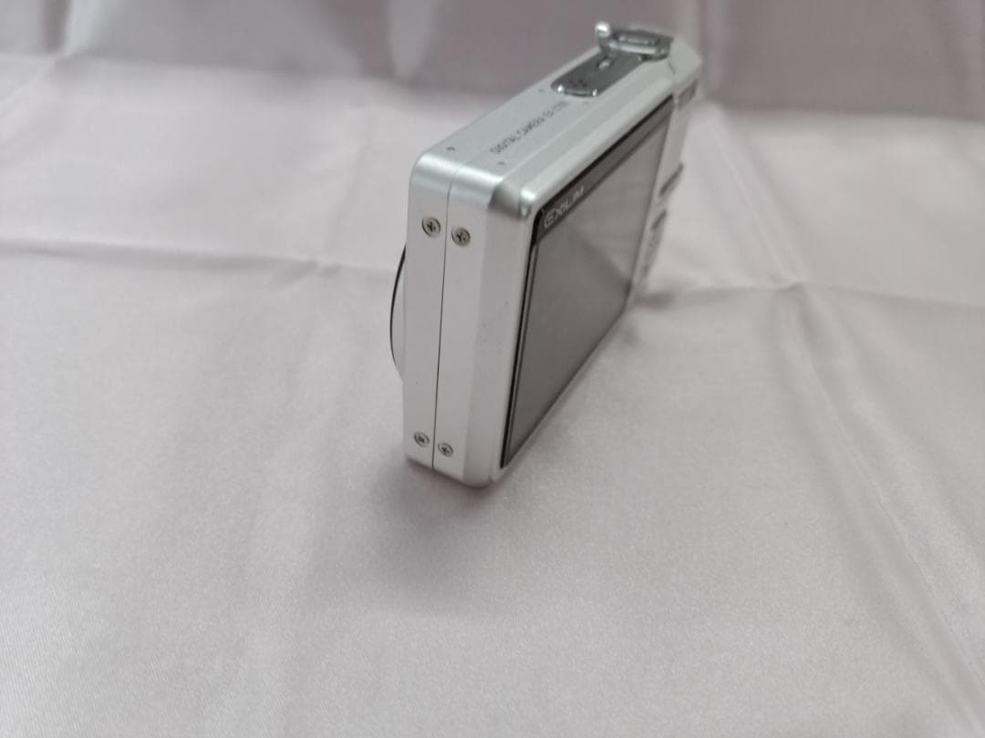都《KFNXH》CASIO EXILIM EX-Z700 デジタルカメラ