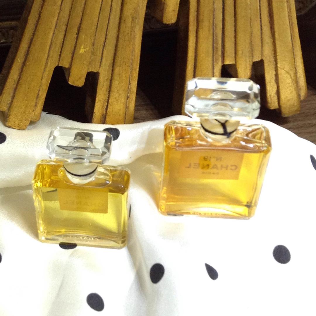 シャネル  CHANEL  19・parfum 香水 19番